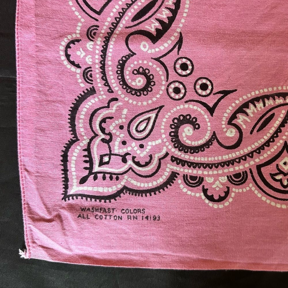 Vintage Washfast Colors Pink and Black Paisley Cotton Bandana - Picture 3 of 6